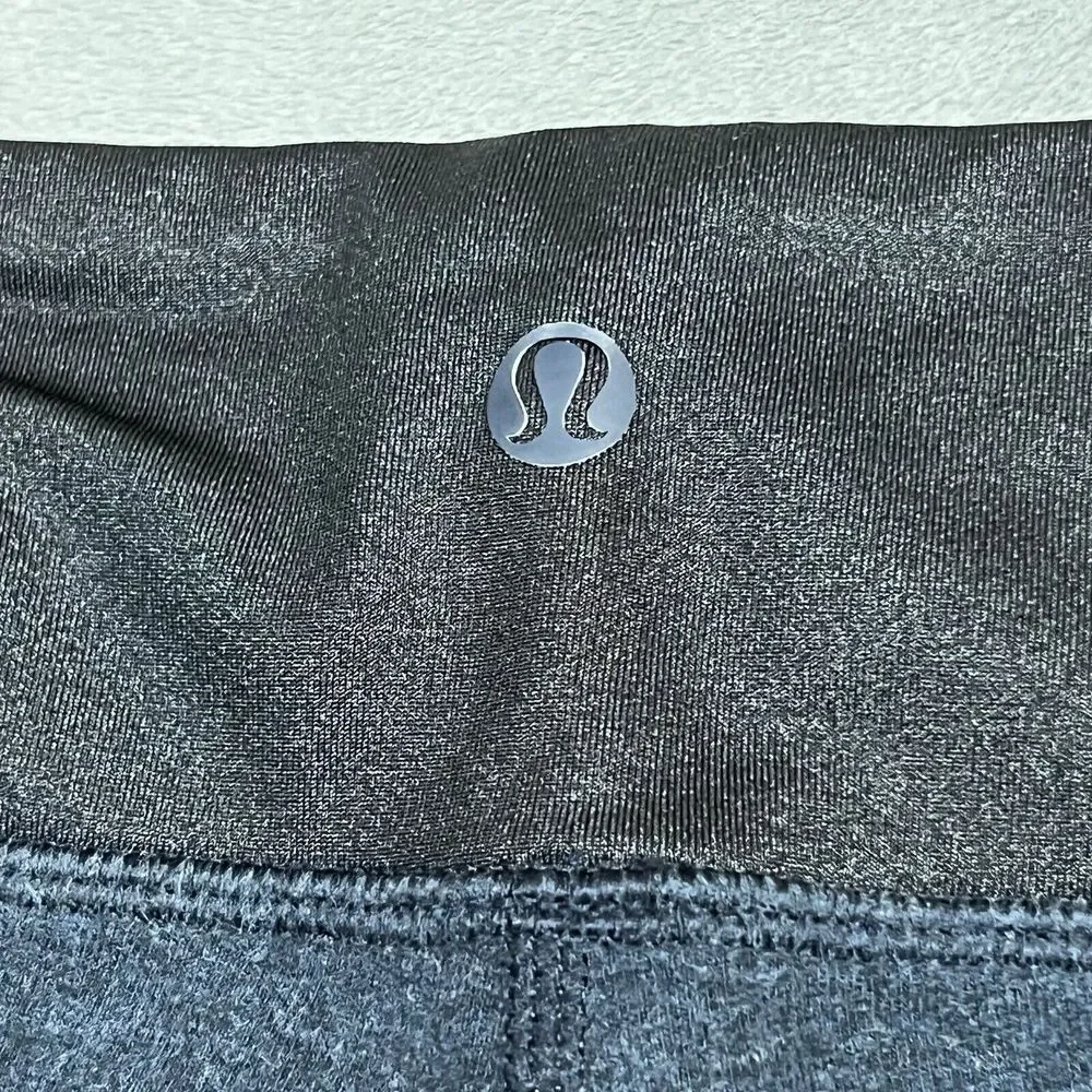 Lululemon Wunder Under‎ Sashiko Crop Leggings Size 6 Navy Blue Black Satin Trim